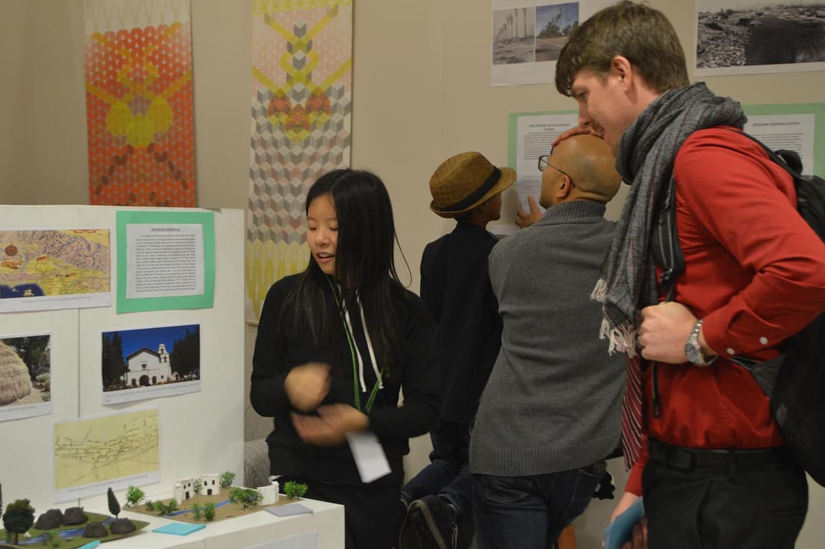 Mayline Chen '24 showcases her project to Dr. Frewen.