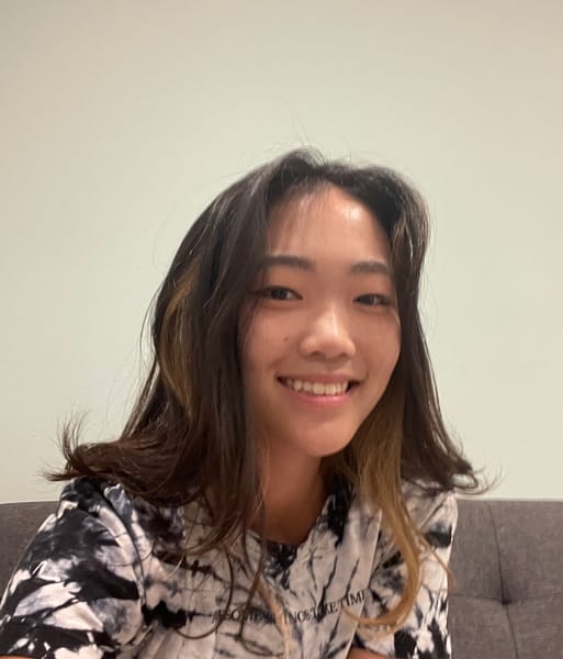 Photo of Kayla Y. Lee